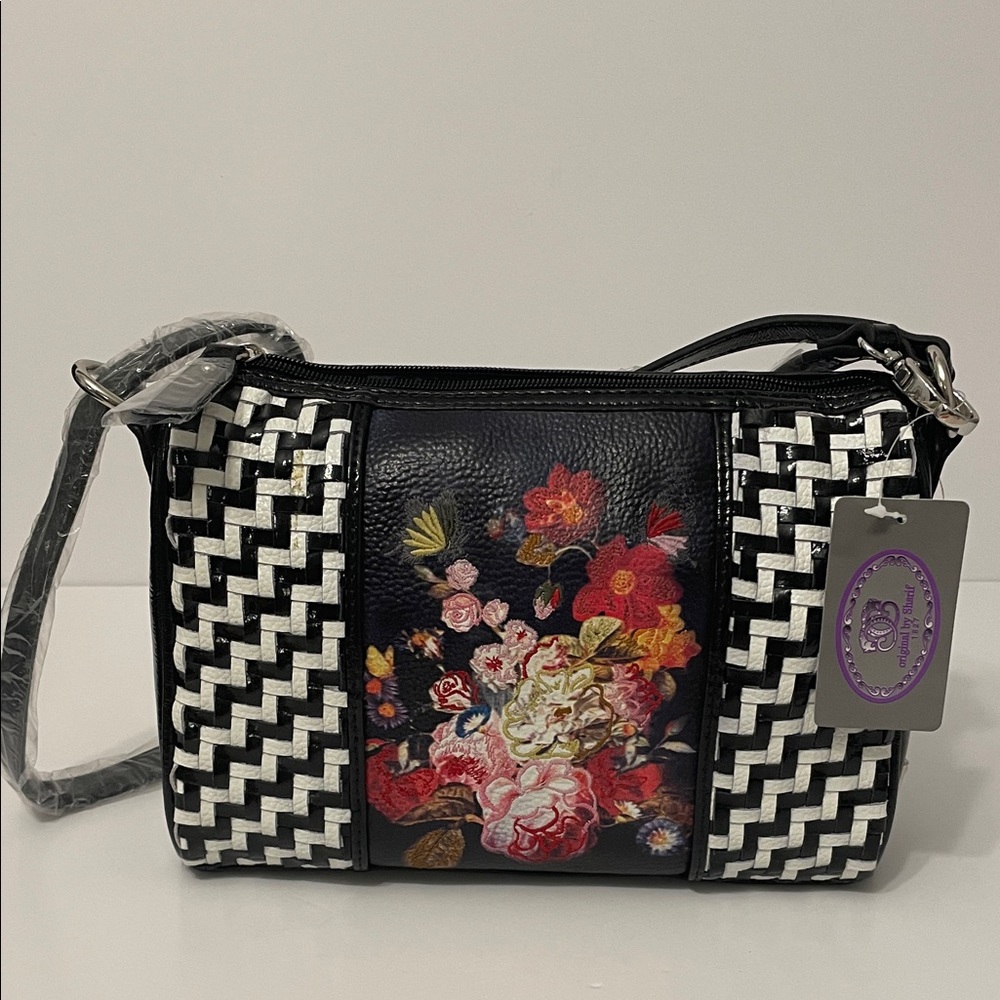 Sharif 1827 Elegant Black and White Floral Crossbody Bag
